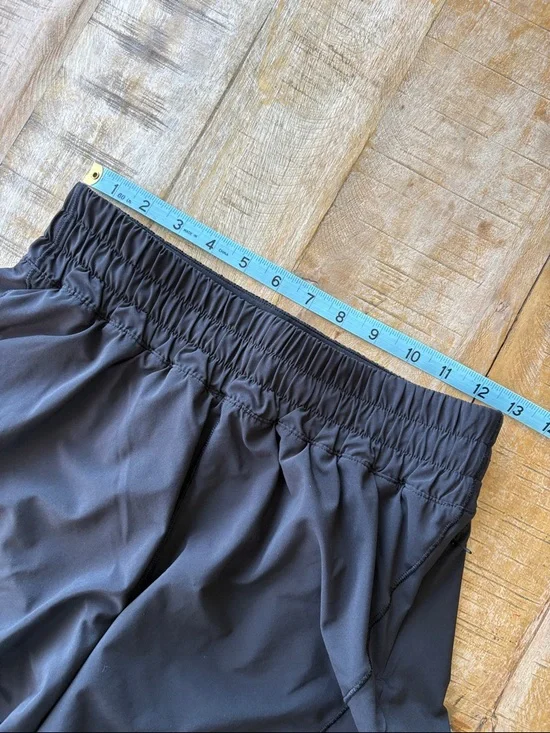 Lululemon Black Athletic Shorts Set size 8 - Picture 14 of 15